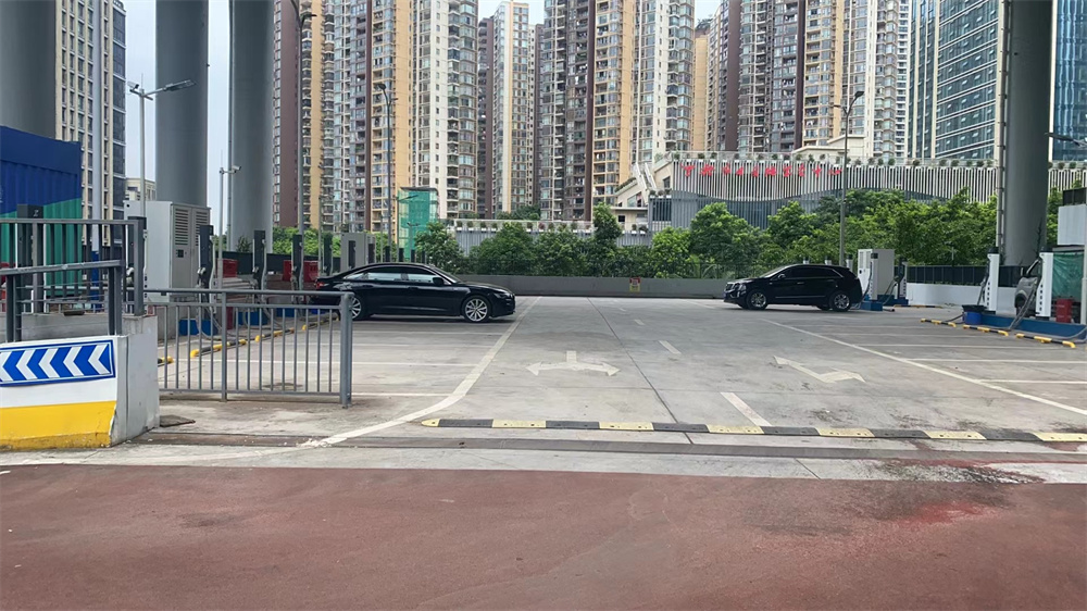重庆-金融城CBD充电站