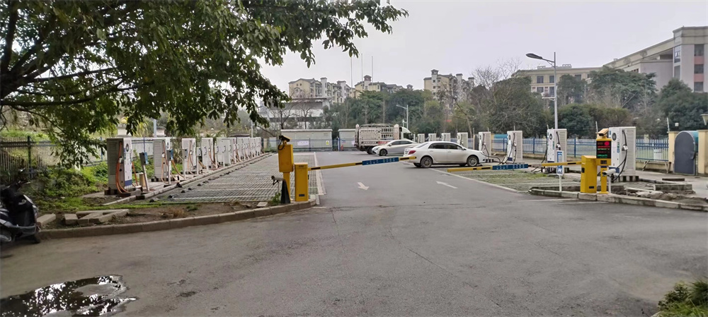 重庆-茶园银翔翡翠谷充电站